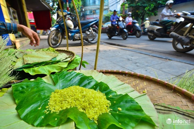 Những điểm đến lý tưởng cho mùa Thu - 4
Cốm làng Vòng - nét đặc trưng của mùa Thu Hà Nội.