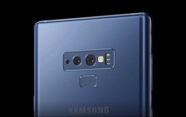 Samsung vô tình để lộ tới 4 mẫu Galaxy S10, ra mắt ngay trong tháng 1/2019 - 3 Thiết kế trên Galaxy S10 cũng như số lượng ống kính camera ở phía sau vẫn còn là một ẩn số.