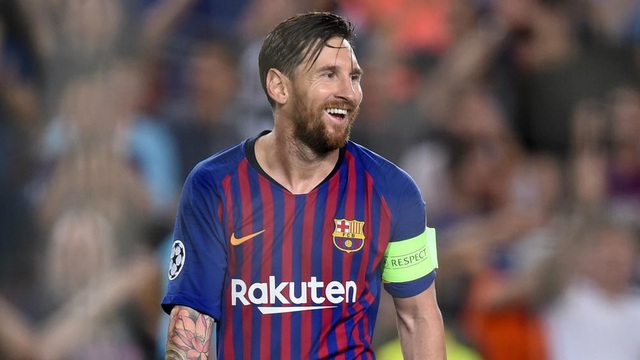 Đội hình tiêu biểu lượt mở màn Champions League: Nụ cười Messi, nước mắt C.Ronaldo - 3
Messi lập hat-trick trong chiến thắng 4-0 của Barcelona trước PSV