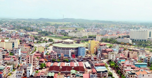 Nâng cấp đô thị cho thành phố Móng Cái - 1 Thành phố Móng Cái được công nhận là đô thị loại 2 (ảnh Báo Quảng Ninh)