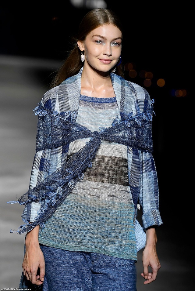 Gigi Hadid đẹp như công chúa