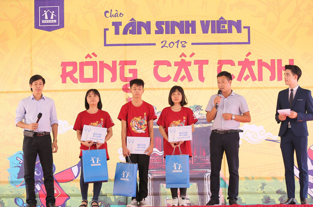 Chào Tân sinh viên 2018: “Đỗ đại học, rồi sao?” - 2
Nhiều tân sinh viên được nhận học bổng từ chương trình