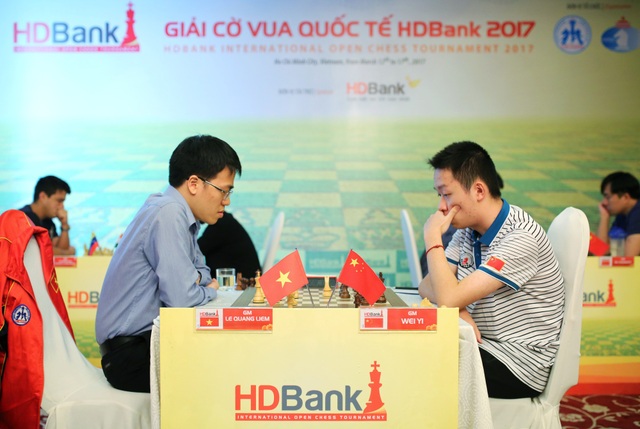 Cờ vua Việt Nam mang đội hình mạnh nhất dự Olympiad cờ vua 2018 - 1 Đội tuyển cờ vua Việt Nam xuất quân với đội hình toàn cao thủ.