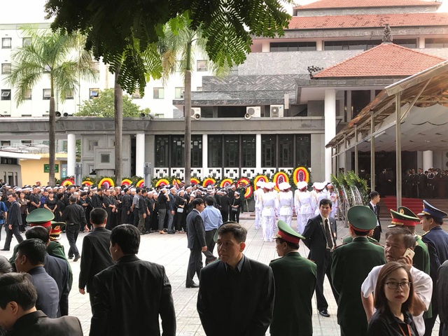 Lễ viếng Chủ tịch nước Trần Đại Quang - 50
Nhà tang lễ quốc gia (Hà Nội)