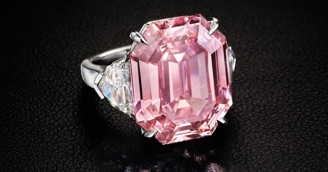 Chiêm ngưỡng viên kim cương hồng 19 cara giá 1,2 nghìn tỷ đồng - 1 Viên kim cương 18,95 carat màu hồng lấp lánh có tên The Pink Legacy. (Nguồn: Christies Images LTD. 2018)