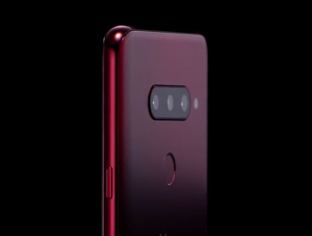 Không cần giấu giếm, LG tung video hé lộ thiết kế smartphone V40 ThinQ - 1 Cụm 3 camera trên LG V40 ThinQ được hé lộ thông qua đoạn clip