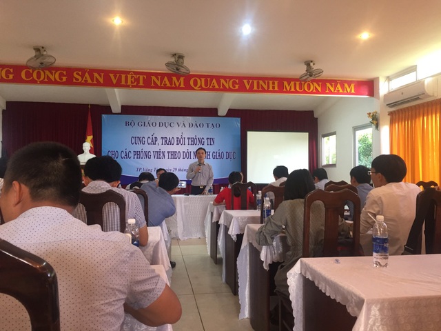 Chương trình giáo dục phổ thông mới sẽ được ban hành vào tháng 10 - 2 Bộ GD-ĐT tổ chức buổi gặp gỡ cung cấp, trao đổi thông tin giáo dục với các phóng viên
