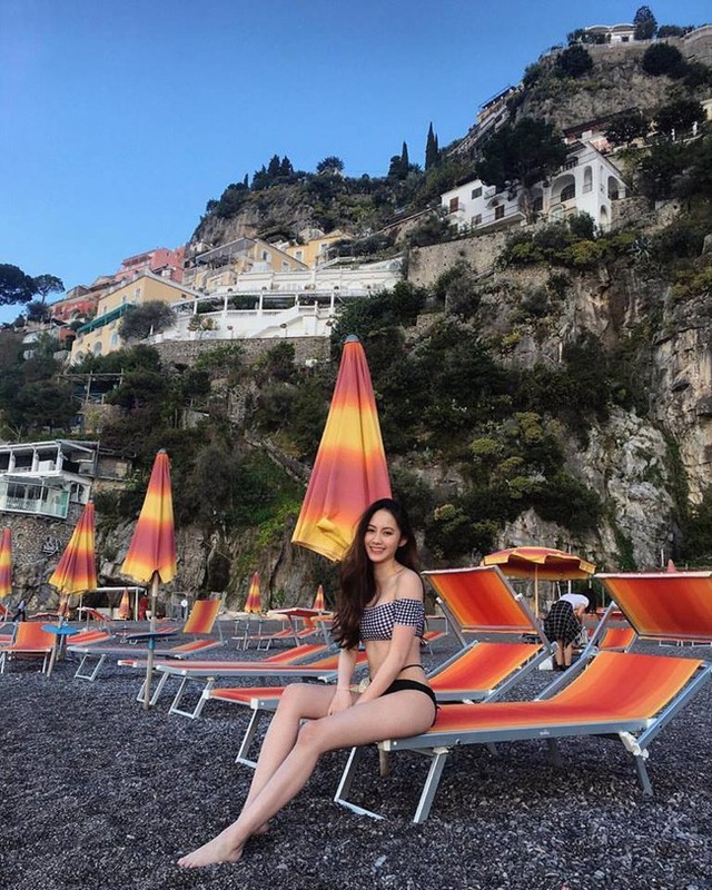 Đệ nhất hot girl Lào xinh đẹp, giàu có giờ ra sao? - 16
Cô nói thành thạo 4 thứ tiếng Lào, Việt, Anh, Thái...