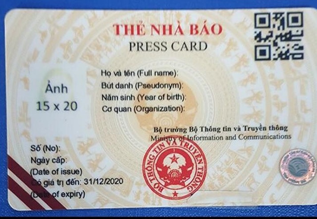 “Thẻ nhà báo” được bán với giá vỉa hè! - 3 “Thẻ nhà báo” được bán với giá vỉa hè! - 3