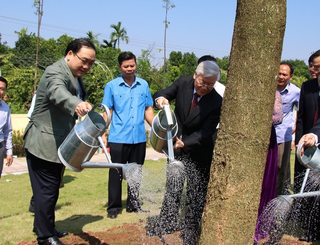 Tổng Bí thư: "Sinh viên tốt nghiệp phải có kỹ năng sáng tạo, hợp tác và tư duy phản biện" - 5 Tổng Bí thư: "Sinh viên tốt nghiệp phải có kỹ năng sáng tạo, hợp tác và tư duy phản biện" - 5