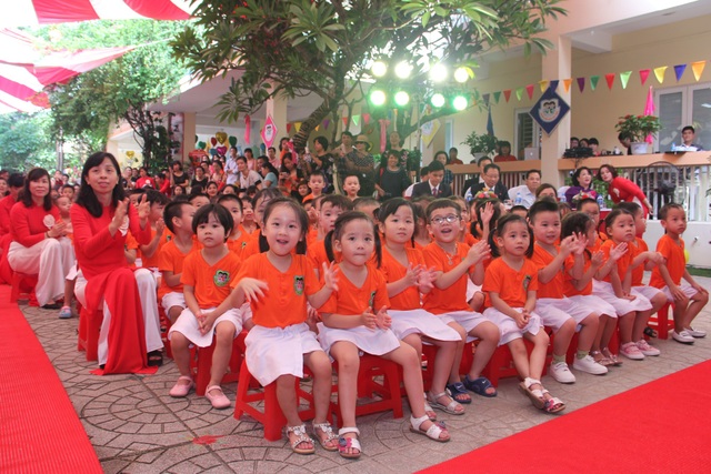 Học trò cả nước náo nức trong lễ khai giảng - 26 Học trò cả nước náo nức trong lễ khai giảng - 26