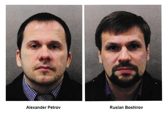 Anh công bố 2 nghi phạm vụ đầu độc cựu điệp viên hai mang Nga - 1 Chân dung 2 nghi phạm Alexander Petrov và Ruslan Boshirov do Anh công bố (Ảnh: Sputnik)