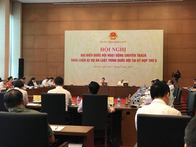 “Người trẻ mà vẫn có tài sản khủng, trơ trơ thách thức dư luận” - 2 Lãnh đạo Quốc hội dành trọn ngày 6/9 hội nghị đại biểu Quốc hội hoạt động chuyên trách để thảo luận về dự luật Phòng chống tham nhũng (sửa đổi)