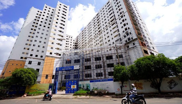 Tín dụng bất động sản: "Cứ giữ trần 45%, tới năm 2020 hãy tính tiếp" - 2 Dù thị trường phục hồi, tăng trưởng nhưng thực sự doanh nghiệp đang đứng trước nhiều thách thức, khó khăn.