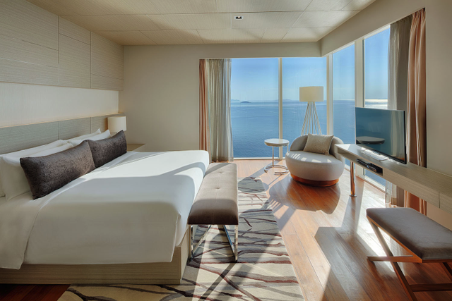 Cận cảnh căn Penthouse đắt giá bậc nhất thành phố biển Nha Trang - 5 Được định nghĩa là điểm hẹn của những chủ nhân xứng tầm, The Costa Nha Trang vừa là nơi nghỉ dưỡng hưởng thụ đẳng cấp cho giới thượng lưu, vừa là ngôi nhà thứ hai xứng tầm cho chủ nhân sở hữu.