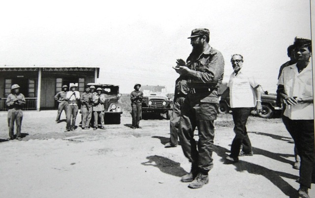 45 năm lãnh tụ Cuba Fidel Castro thăm “đất lửa” Quảng Trị - 10 Chủ tịch Fidel chào tạm biệt Quảng Trị