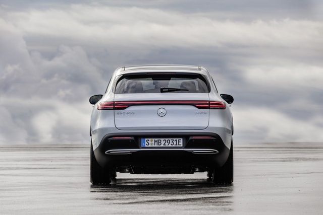 Mercedes-Benz EQC - Phiên bản chạy điện của GLC - 10 Mercedes-Benz EQC - Phiên bản chạy điện của GLC - 10