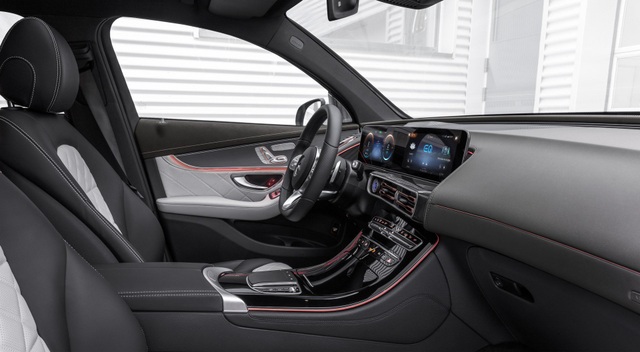 Mercedes-Benz EQC - Phiên bản chạy điện của GLC - 5 Mercedes-Benz EQC - Phiên bản chạy điện của GLC - 5