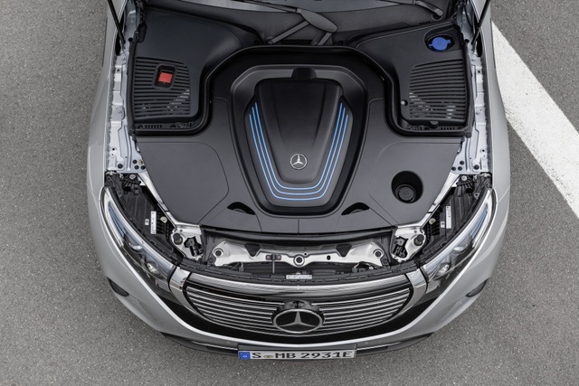 Mercedes-Benz EQC - Phiên bản chạy điện của GLC - 6 Mercedes-Benz EQC - Phiên bản chạy điện của GLC - 6