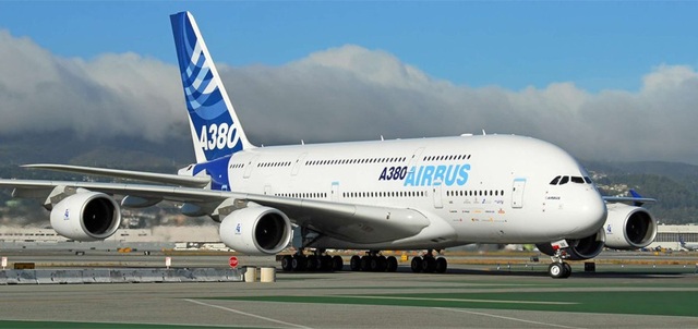 Máy bay Airbus ùn ứ ở châu Âu vì Trung Quốc chưa "gật đầu" giao hàng - 2 Máy bay Airbus A380. (Ảnh: Airbus)