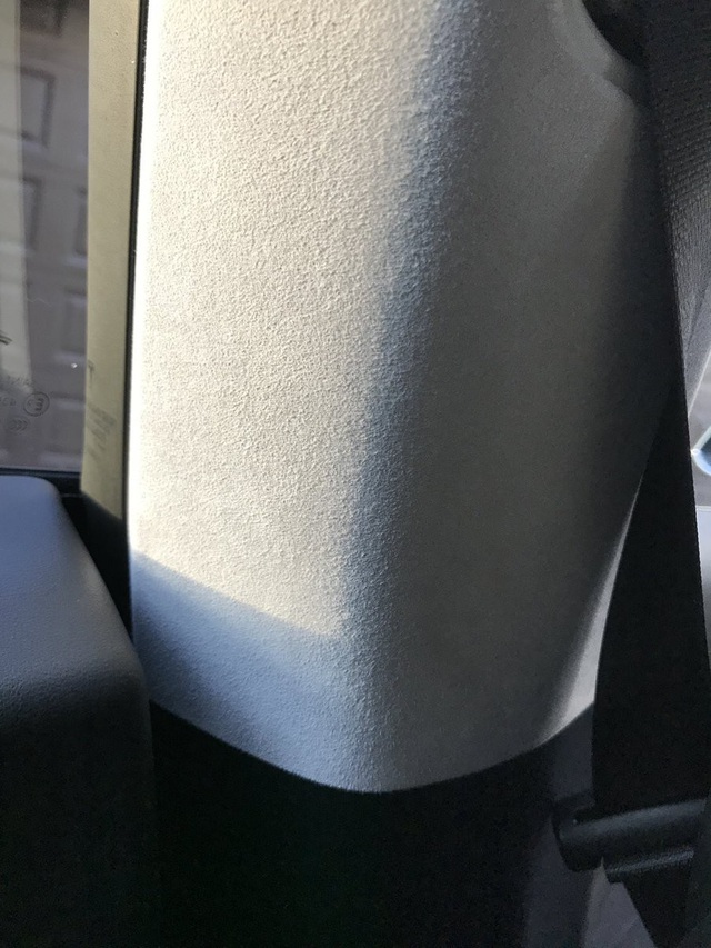 Vì sao nhiều chủ xe thất vọng về Tesla Model 3? - 2 Vì sao nhiều chủ xe thất vọng về Tesla Model 3? - 2