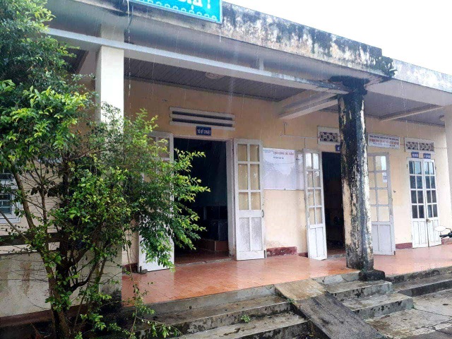 Thu hồi quyết định bổ nhiệm con trai nguyên Phó Bí thư huyện Hiệp Đức - 1
Ông Lê Hoàng Việt được điều chuyển từ Phó Giám đốc Trung tâm Phát triển quỹ đất Chi nhánh Hiệp Đức làm chuyên viên trung tâm này vì được bổ nhiệm không đúng quy định.