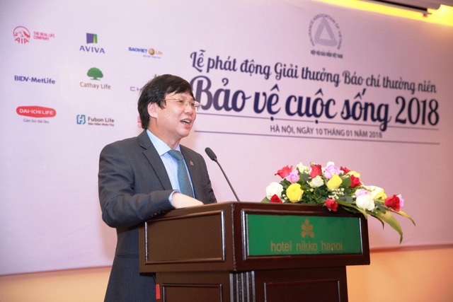Phát động Giải thưởng Báo chí thường niên “Bảo vệ cuộc sống 2018” - 2
Nhà báo Hồ Quang Lợi, Phó Chủ tịch thường trực Hội Nhà báo Việt Nam, phát biểu tại buổi họp báo.