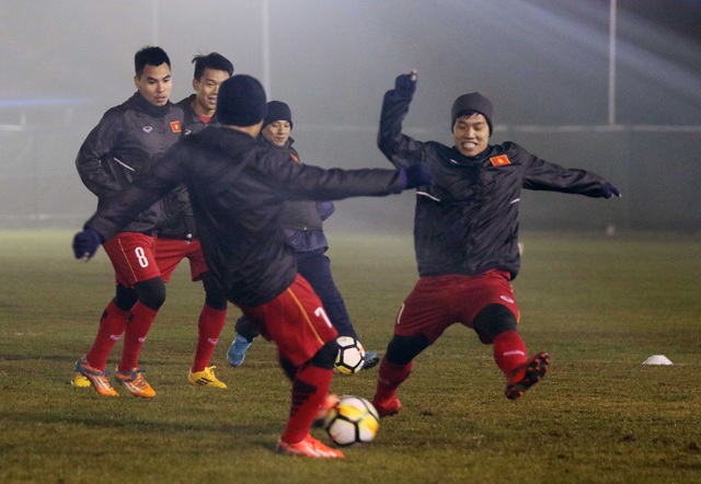 U23 Việt Nam khốn khổ vì sân tập trước trận gặp U23 Syria - 9 U23 Việt Nam khốn khổ vì sân tập trước trận gặp U23 Syria - 9