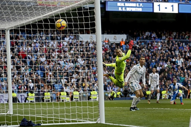 Real Madrid 7-1 Deportivo: Cú đúp của Bale, C.Ronaldo - 3
C.Ronaldo để lại dấu ấn với hai bàn thắng ở cuối trận đấu