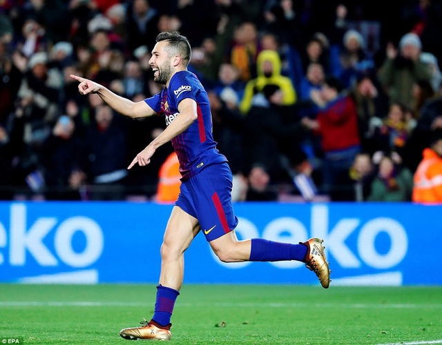 Barcelona 5-0 Celta Vigo: Cú đúp của Messi - 6
Jordi Alba cũng tỏa sáng với bàn thắng nâng tỷ số lên 3-0 ở phút 28