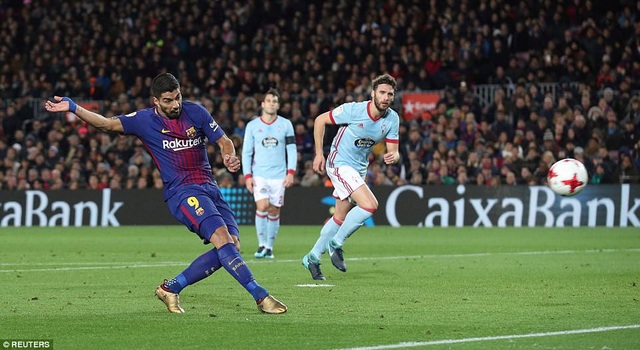 Barcelona 5-0 Celta Vigo: Cú đúp của Messi - 5
Barcelona ép sân toàn diện, không cho Celta Vigo có nổi cơ hội ghi bàn nào