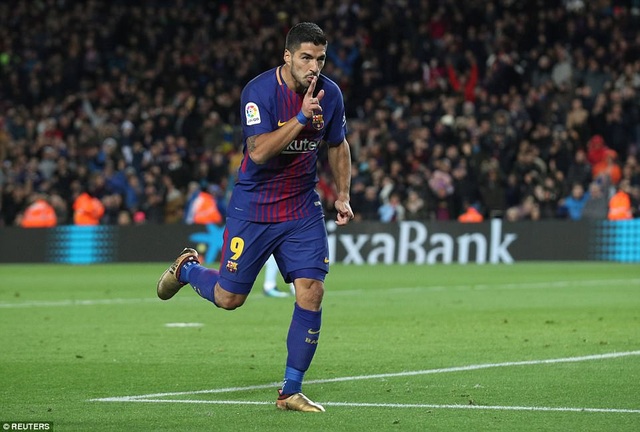 Barcelona 5-0 Celta Vigo: Cú đúp của Messi - 4
Ngôi sao người Uruguay đang đạt phong độ ghi bàn rất tốt