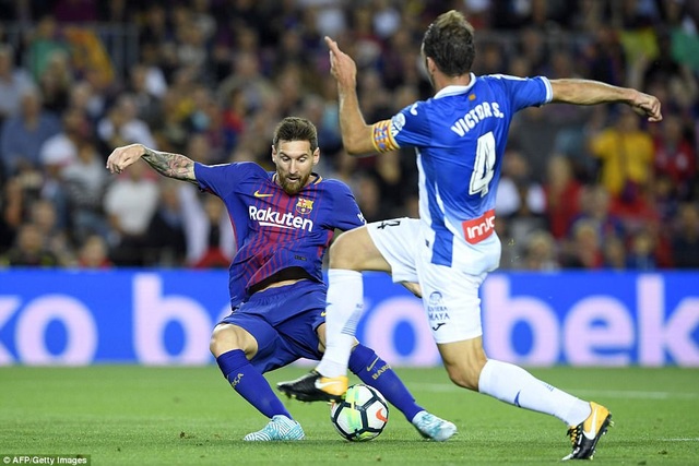 Barcelona duy trì giấc mộng ăn ba ở trận derby Catalonia - 2
Lionel Messi luôn có duyên ghi bàn khi gặp Espanyol
