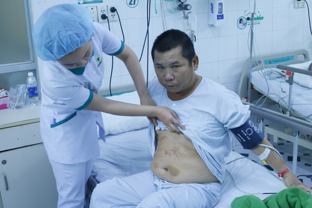Cứu sống bệnh nhân ngưng tim tới 20 phút - 1 Sức khỏe của bệnh nhân Hùng đã ổn định