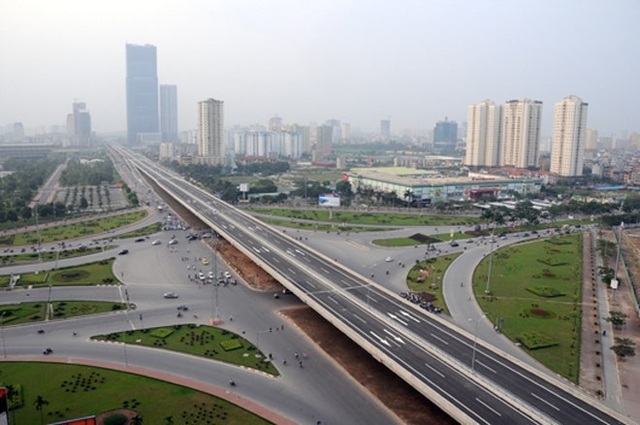 Chính thức xây dựng cầu cạn cao tốc Mai Dịch - Nam Thăng Long - 1 Cầu cạn vành đai 3 đoạn Mai Dịch - Bắc Hồ Linh Đàm được làm trước đó
