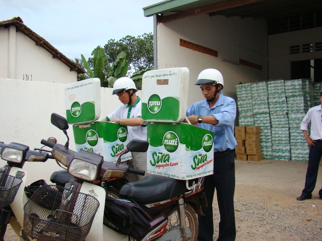 Bí quyết thành công của thương hiệu ngàn tỷ đồng - 3 đội ngũ tiếp thị sữa về nông thôn của nutifood những ngày mới khởi nghiệp chưa lâu