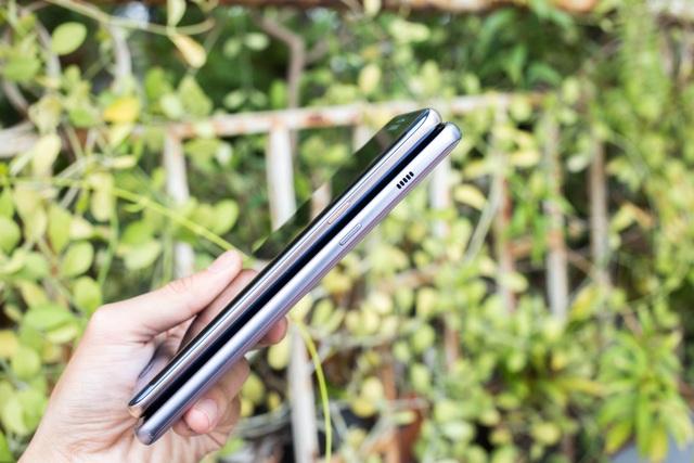 So sánh nhanh Galaxy A8+ và Galaxy Note FE - 3 Galaxy Note FE phía trên, Galaxy A8+ phía dưới