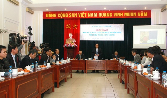 Chương trình giáo dục phổ thông mới được thực hiện từ năm 2019 - 1 Đại diện Bộ GD&ĐT thông tin về lộ trình áp dụng chương trình GDPT mới.