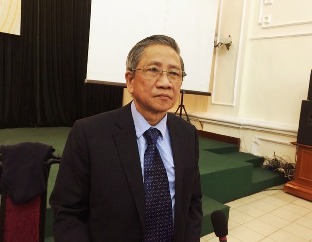 Chương trình giáo dục phổ thông mới được thực hiện từ năm 2019 - 2 GS. Nguyễn Minh Thuyết, Tổng chủ biên chương trình GDPT mới cho hay, vào tháng 4/2018 Bộ GD&ĐT có thể chính thức ban hành chương trình môn học mới.