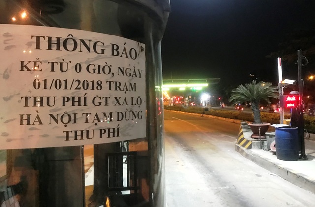 Chính thức dừng thu phí phương tiện qua trạm BOT Xa lộ Hà Nội - 6 Chính thức dừng thu phí phương tiện qua trạm BOT Xa lộ Hà Nội - 6