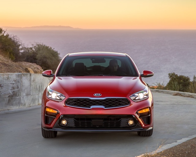 Kia Forte thế hệ mới có nhiều nâng cấp - 6 Kia Forte thế hệ mới có nhiều nâng cấp - 6