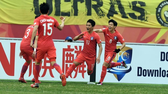 Thắng sát nút Malaysia, U23 Hàn Quốc nhọc nhằn vào bán kết - 2
U23 Hàn Quốc thể hiện sức mạnh của ứng cử viên vô địch