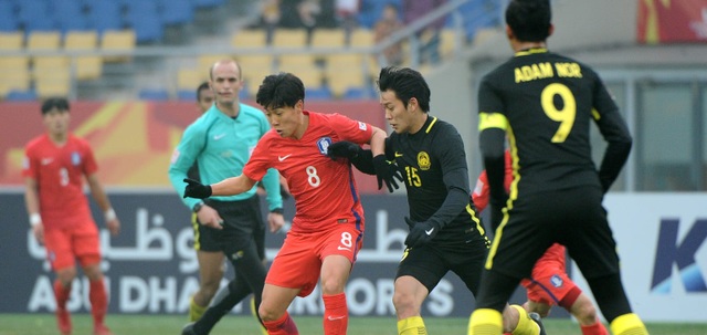 Thắng sát nút Malaysia, U23 Hàn Quốc nhọc nhằn vào bán kết - 1
U23 Hàn Quốc đã vượt lên dẫn trước từ rất sớm