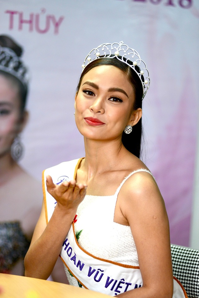 Mâu Thủy mong muốn "lan tỏa vẻ đẹp" ở đấu trường nhan sắc quốc tế - 3 Mâu Thủy mong muốn "lan tỏa vẻ đẹp" ở đấu trường nhan sắc quốc tế - 3