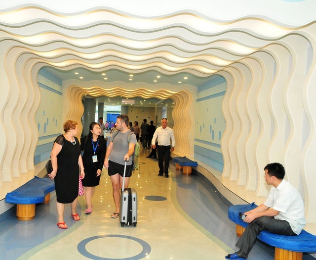Bên trong công viên nước dành cho giới thượng lưu ở Triều Tiên - 2 Khách nước ngoài có thể tới đây vui chơi với hướng dẫn viên đi kèm