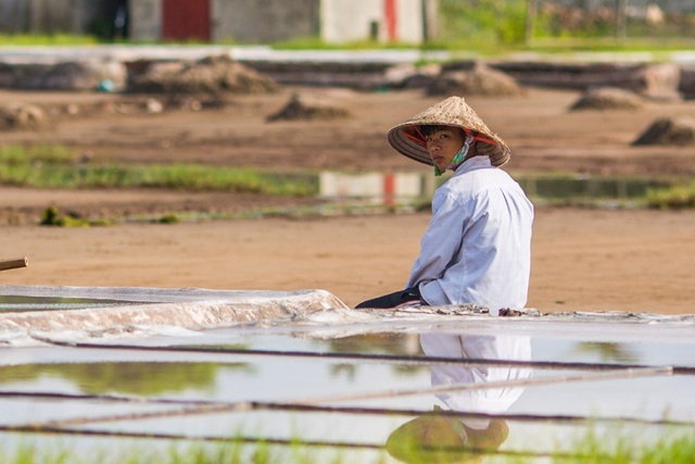 Diêm dân nhọc nhằn giữ nghề ở Hải Lý - 8 Diêm dân nhọc nhằn giữ nghề ở Hải Lý - 8