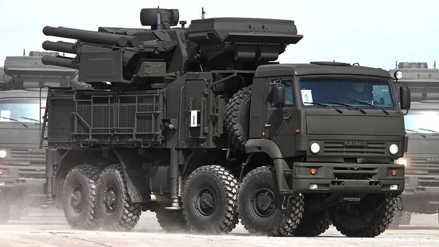 Nga “diệt gọn” dàn máy bay của phiến quân tại Syria bằng cách nào? - 3 Tổ hợp Pantsir-S1 (Ảnh: Vitaly V. Kuzmin)