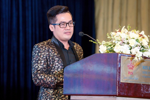 Hoa hậu “mất hút”, Á Hậu Khánh Phương đồng hành với thí sinh Hoa hậu Biển Việt Nam Toàn cầu 2018 - 9 Ông Lý Minh Tuấn, đại diện ban tổ chức chương trình chia sẻ về tiêu chí của cuộc thi vẫn sẽ làm mạnh việc kiếm soát thí sinh can thiệp phẫu thuật thẩm mỹ và không có sự ưu tiên, đặc cách với các thí sinh đã từng đoạt giải trong các cuộc thi sắc đẹp khác. Ngoài ra do đặc điểm là cuộc thi về người đẹp biển, BTC sẽ khuyến khích các thí sinh tìm hiểu về biển và những hoạt động liên quan đến biển.