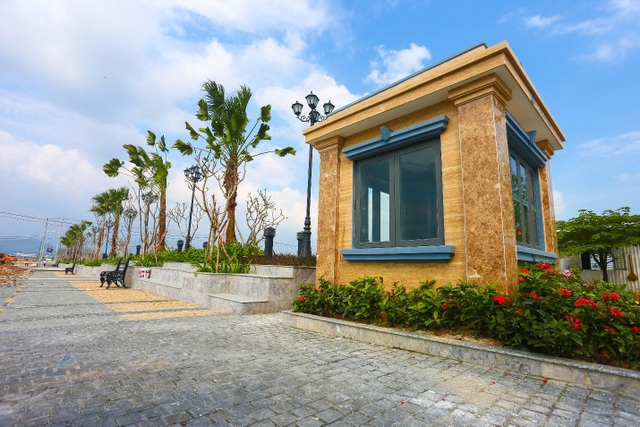 Đất Xanh Miền Trung phát triển hàng loạt tiện ích đô thị - 1 Công viên Park I Lakeside sử dụng toàn bộ vật liệu cao cấp như ốp đá granite, cubic lát vỉa hè.