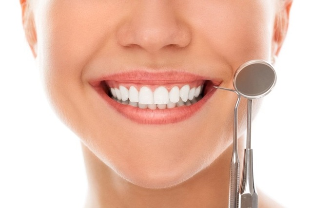 Răng sứ thẩm mỹ cần hội tụ đủ 3 yếu tố: Khỏe – Sạch – Đẹp
